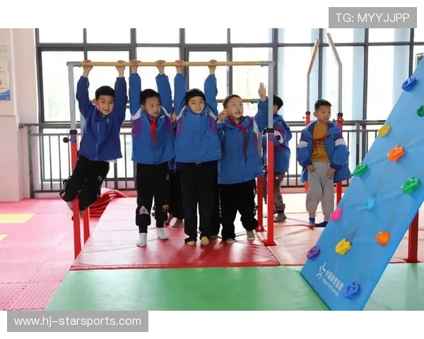 体操选手参与公益活动助力校园体操普及项目，学校举办体操